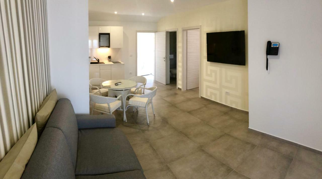 Apartments Vip Residence Пиран Екстериор снимка